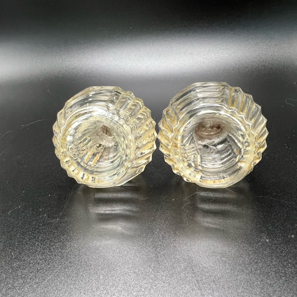 Vintage Anchor Hocking Clear Glass Salt and Pepper Shakers Chrome Tops - Picture 8 of 10
